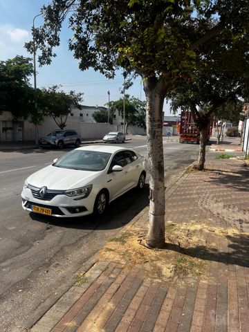 מודעת רכב רנו מגאן