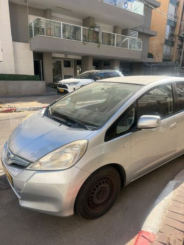 מודעת רכב הונדה ג'אז
