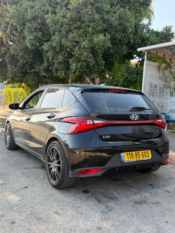 יונדאי i20
