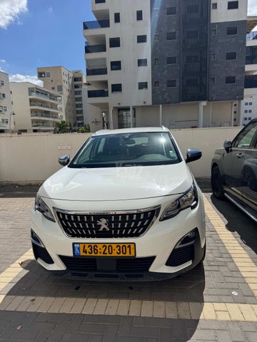 פיג'ו 3008