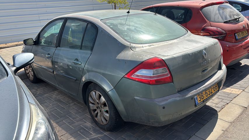 מגאן Business אוט׳ 1.6 (110 כ״ס)