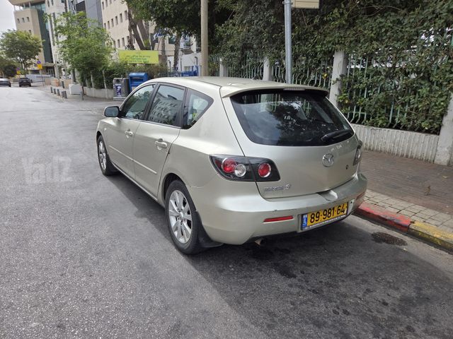 מאזדה 3