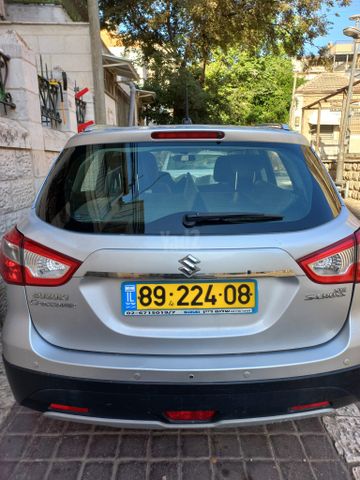 סוזוקי קרוסאובר