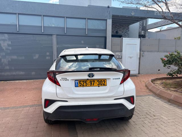 טויוטה C-HR