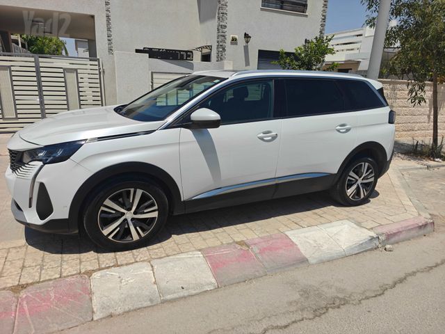 מודעת רכב פיג'ו 5008
