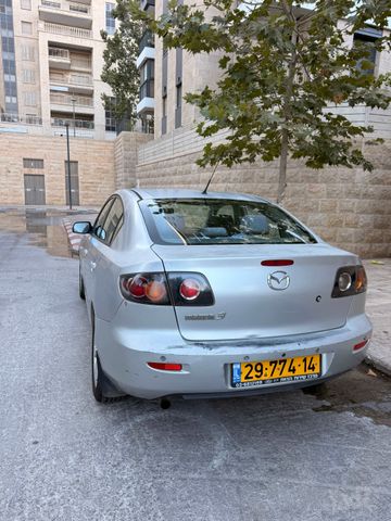 מאזדה 3
