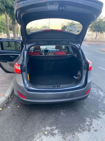 יונדאי i30