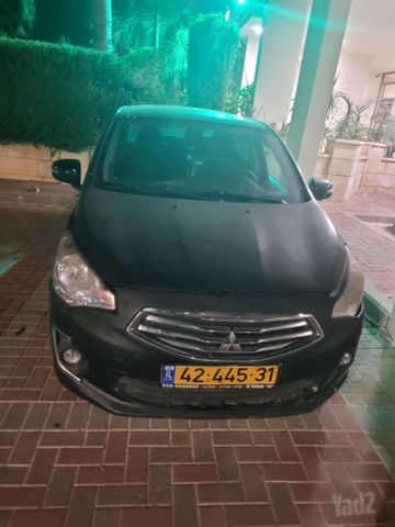 מודעת רכב מיצובישי אטראז'