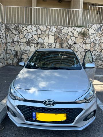 מודעת רכב יונדאי i20