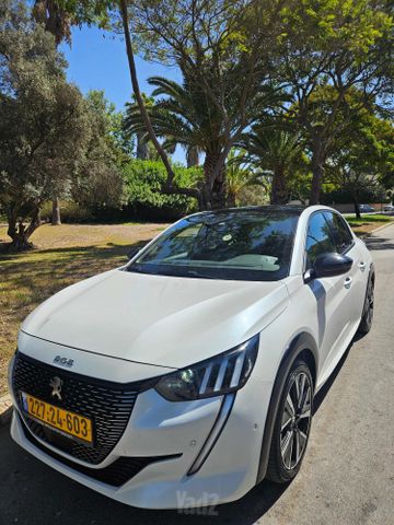 פיג'ו 208