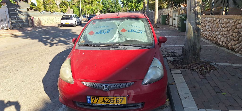 מודעת רכב הונדה ג'אז