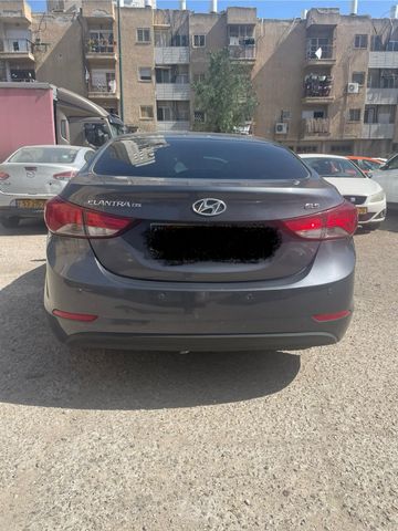 יונדאי I35