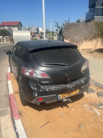 מודעת רכב מאזדה 3