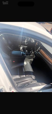 וולוו S90