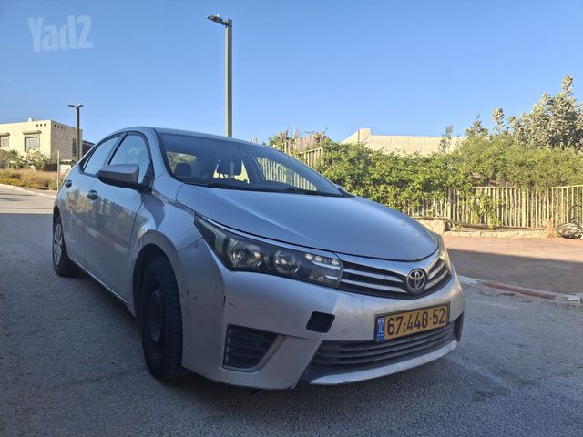 טויוטה קורולה