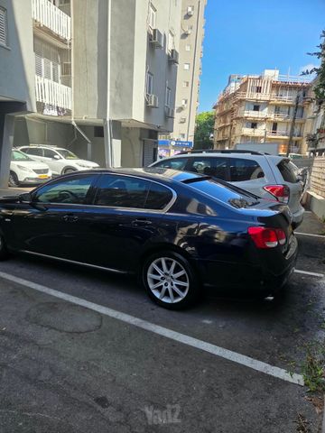לקסוס GS