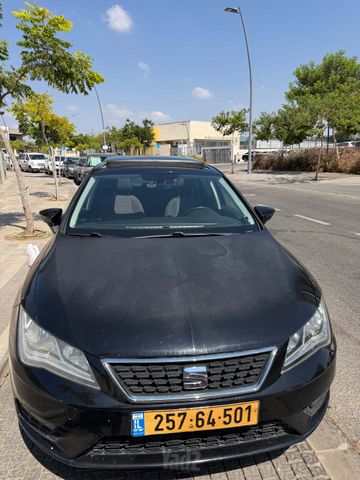 סיאט לאון