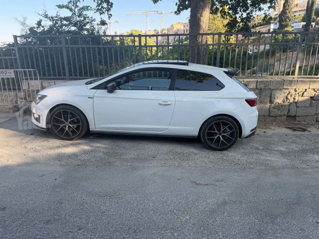 סיאט לאון