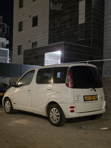 מודעת רכב טויוטה יאריס