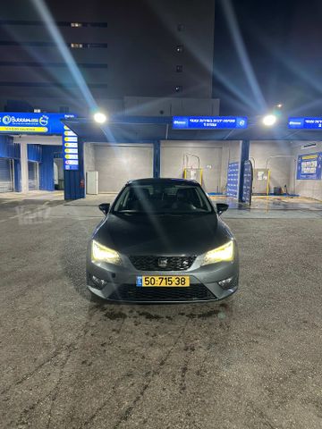 מודעת רכב סיאט לאון