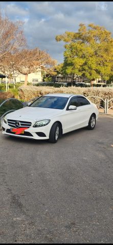 מודעת רכב מרצדס-בנץ C-class