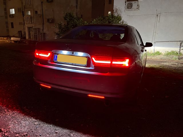 מודעת רכב הונדה אקורד