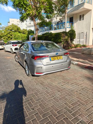 מודעת רכב טויוטה קורולה