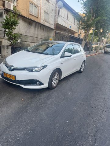 מודעת רכב טויוטה אוריס