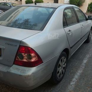 טויוטה קורולה
