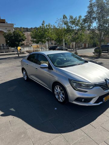רנו מגאן