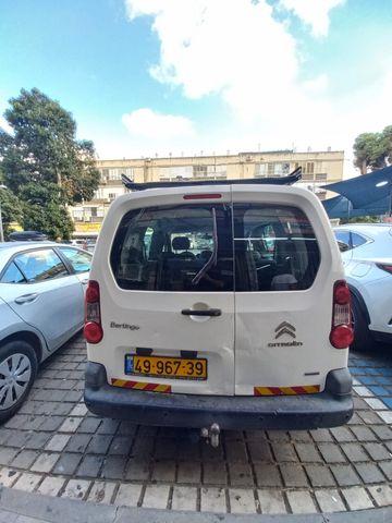 מודעת רכב סיטרואן ברלינגו