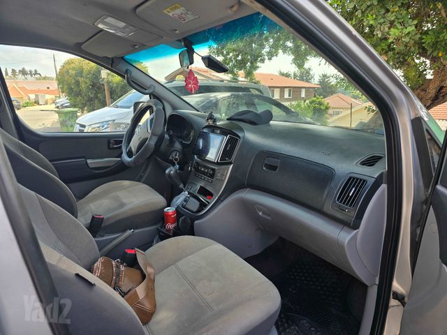 מודעת רכב יונדאי H-1 / i800