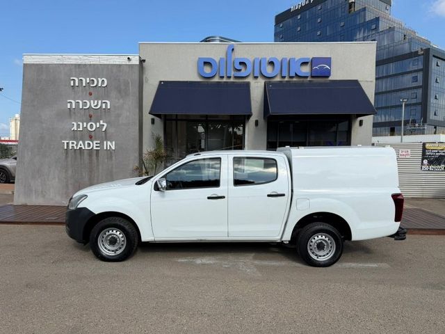 איסוזו די-מקס