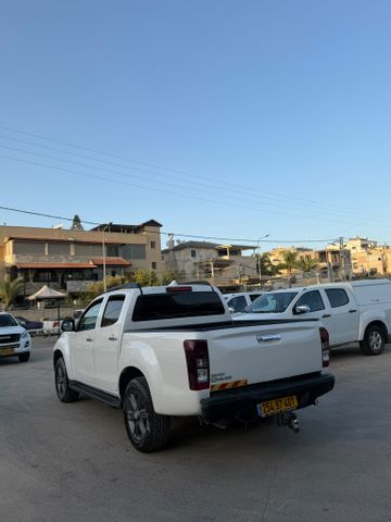 מודעת רכב איסוזו די-מקס 2