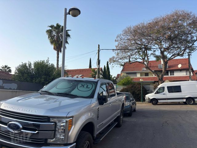 מודעת רכב פורד F-350