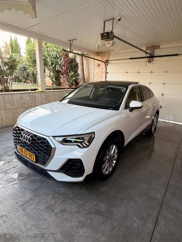 אאודי Q3