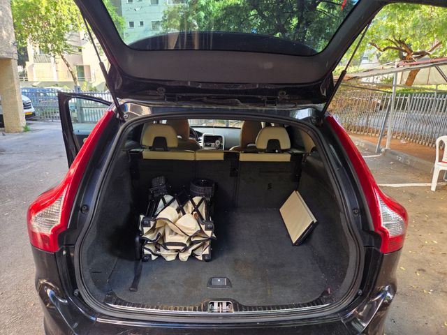 וולוו XC60