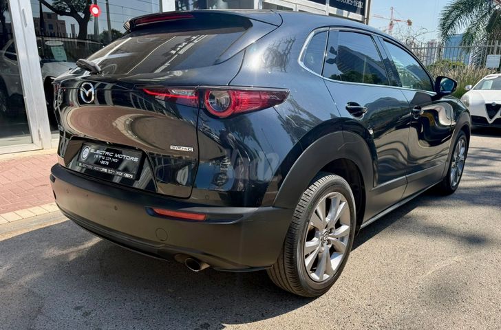 מאזדה CX-30