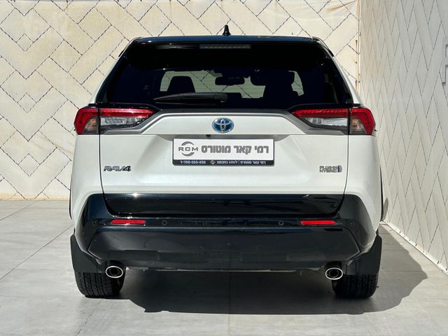 טויוטה RAV4