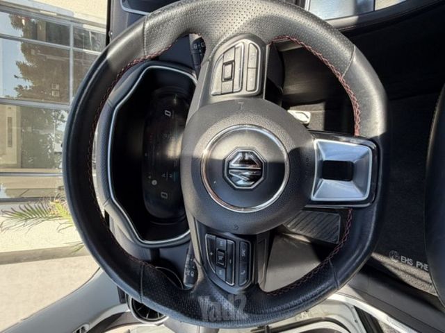 אם ג'י EHS PHEV