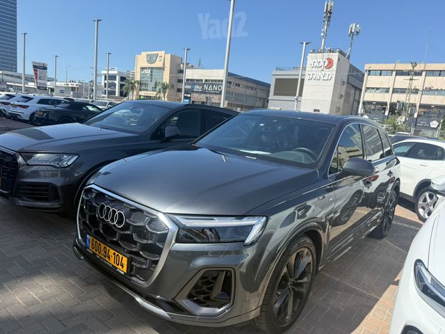 אאודי Q7