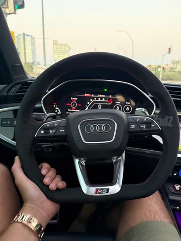אאודי RS Q3
