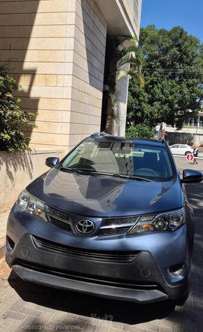 טויוטה RAV4