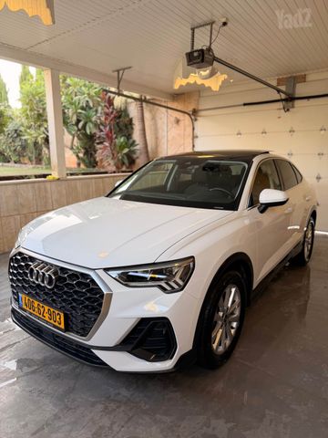 אאודי Q3