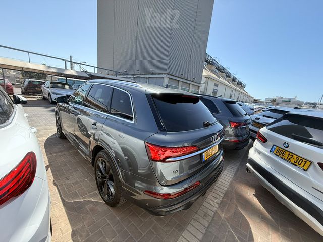 אאודי Q7