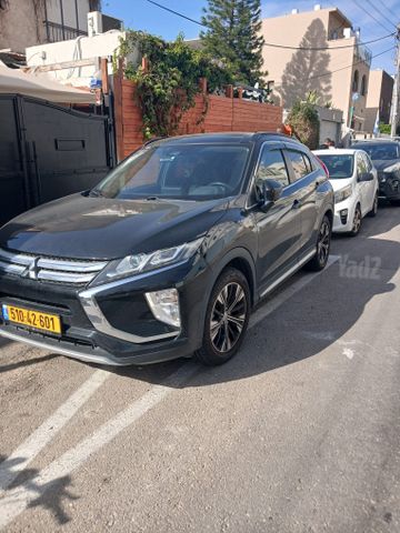 אקליפס קרוס Instyle אוט׳ 1.5 (163 כ״ס)