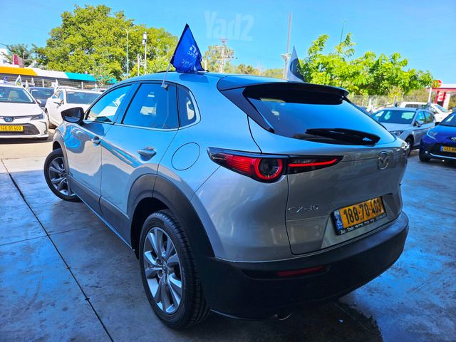מאזדה CX-30