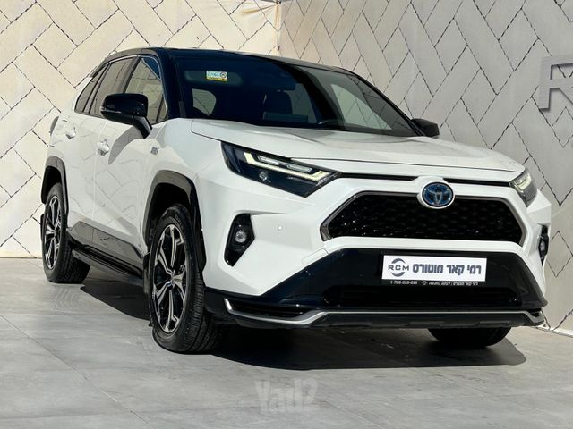 מודעת רכב טויוטה RAV4