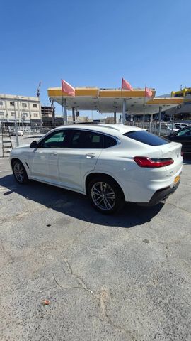 ב מ וו X4