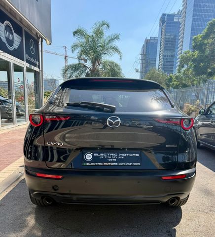 מאזדה CX-30